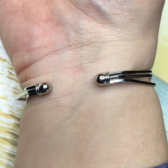 Silver Toned Geometric Bracelet - Picture 4 of 7